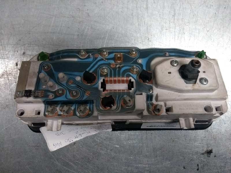 Recambio de cuadro instrumentos para opel kadett e referencia OEM IAM 90242835 DD 