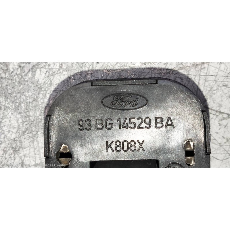 Recambio de mando elevalunas delantero izquierdo para ford mondeo berlina/familiar (fd) 1.8 16v cat referencia OEM IAM 93BG14529