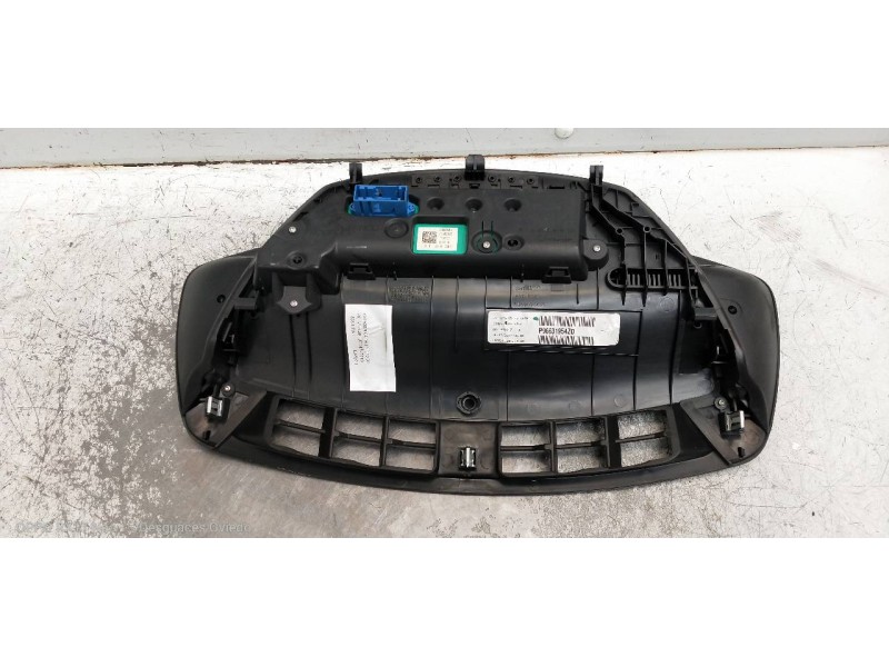 Recambio de pantalla multifuncion para citroen c4 coupe collection referencia OEM IAM P96631954ZD NS6520138Q 