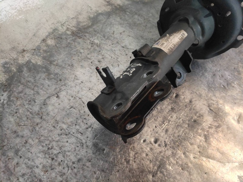 Recambio de amortiguador delantero derecho para kia rio basic referencia OEM IAM   