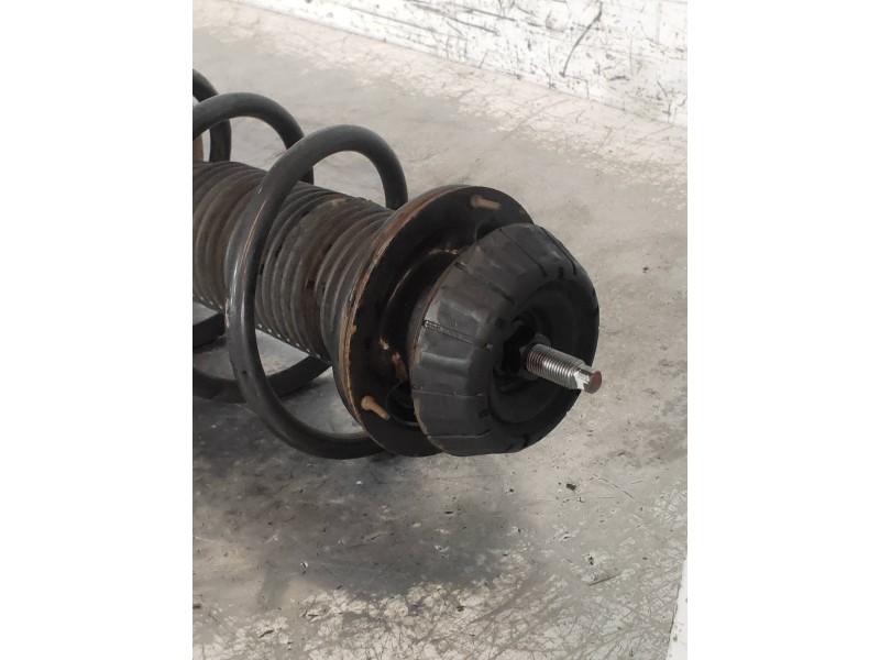 Recambio de amortiguador delantero derecho para kia rio basic referencia OEM IAM   