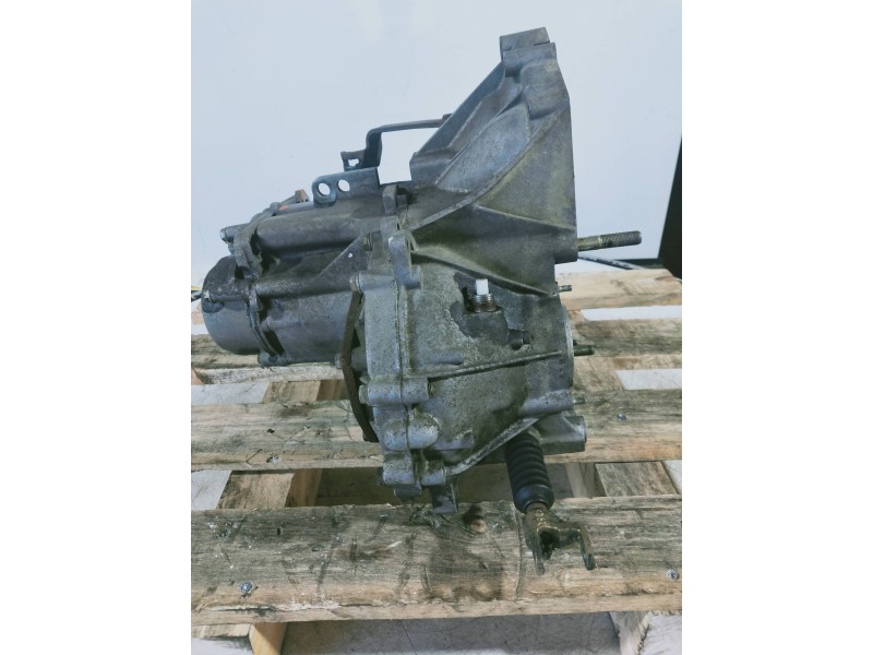 Recambio de caja cambios para seat ibiza gl referencia OEM IAM B058832  5V