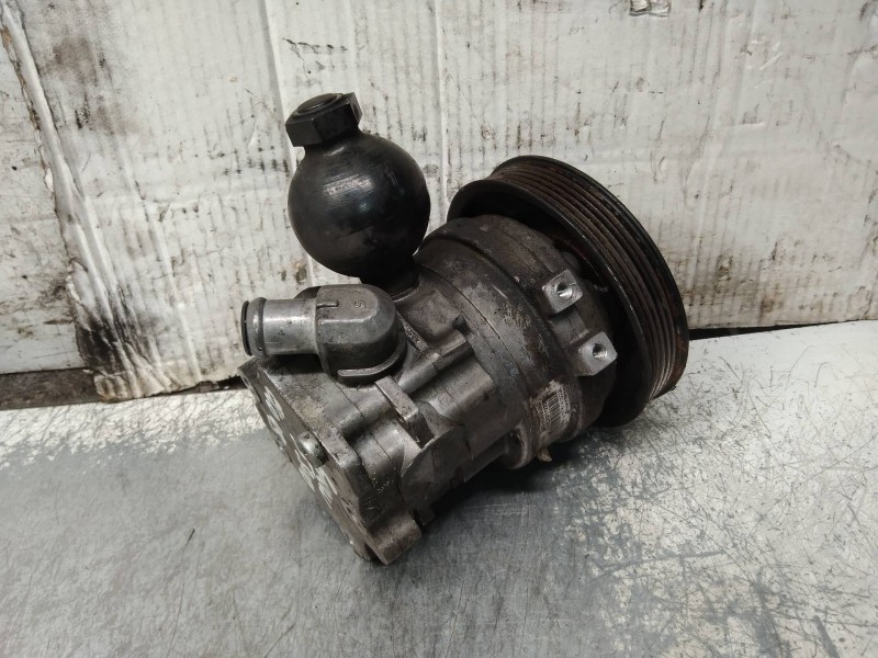 Recambio de bomba direccion para bmw serie 5 berlina (e60) 3.0 referencia OEM IAM 676141502E 2112204 