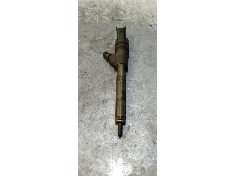 Recambio de inyector para toyota yaris (ncp1/nlp1/scp1) 1.4 d-4d linea luna referencia OEM IAM 04450085  