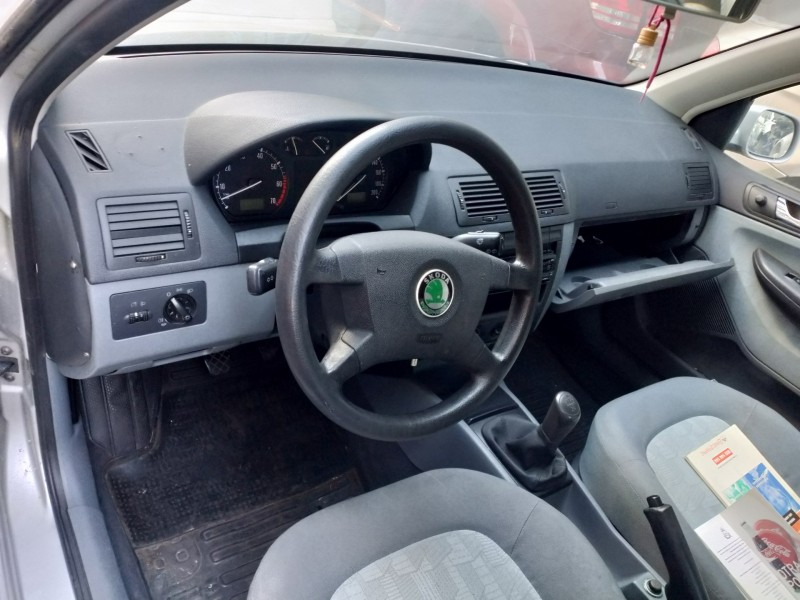skoda fabia (6y2/6y3) del año 2002