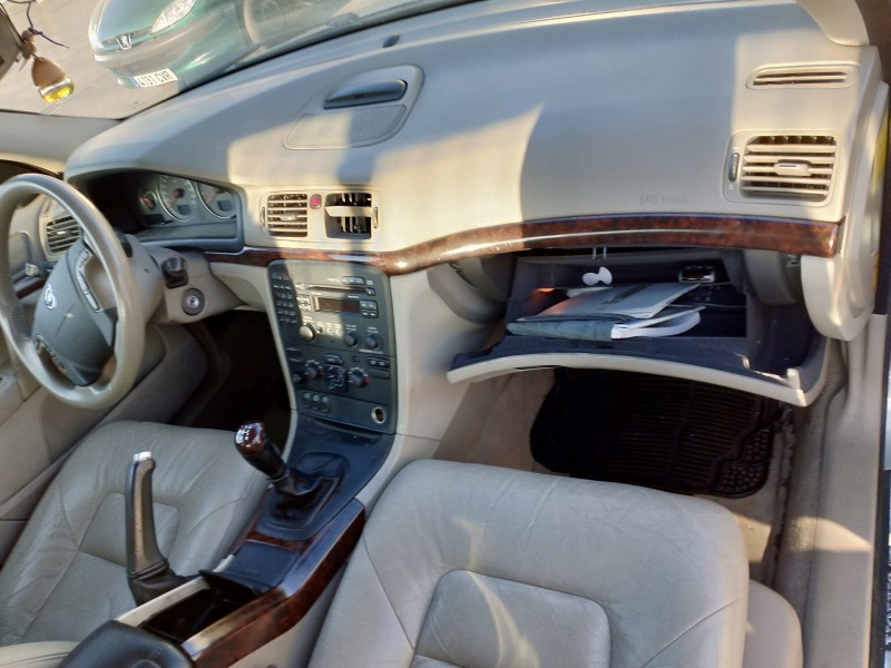 volvo s80 berlina del año 2003