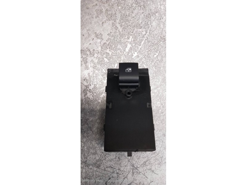 Recambio de mando elevalunas delantero derecho para opel insignia berlina cosmo referencia OEM IAM 13301886  