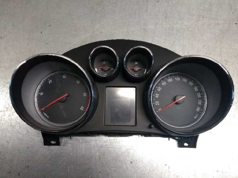 Recambio de cuadro instrumentos para opel insignia berlina 2.0 16v cdti referencia OEM IAM 13327309 SW55A0 AATA