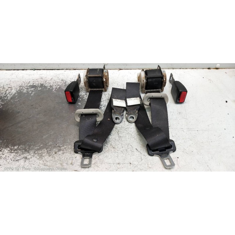 Recambio de juego cinturones trasero para suzuki grand vitara jb (jt) 1.9 ddis jx (3-ptas.) referencia OEM IAM   3P