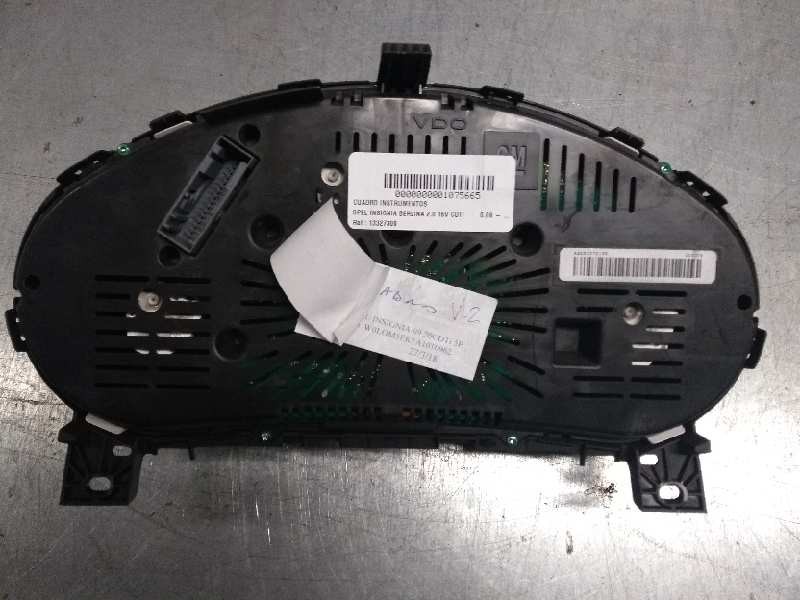Recambio de cuadro instrumentos para opel insignia berlina 2.0 16v cdti referencia OEM IAM 13327309 SW55A0 AATA