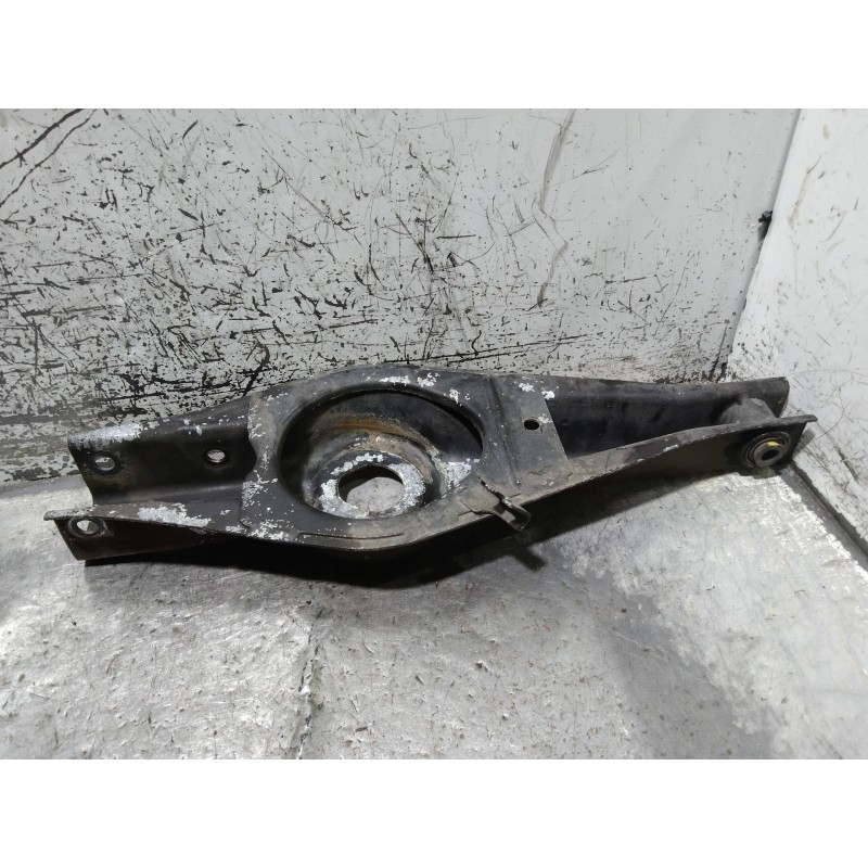 Recambio de brazo suspension inferior trasero izquierdo para peugeot 406 berlina (s1/s2) stdt referencia OEM IAM   