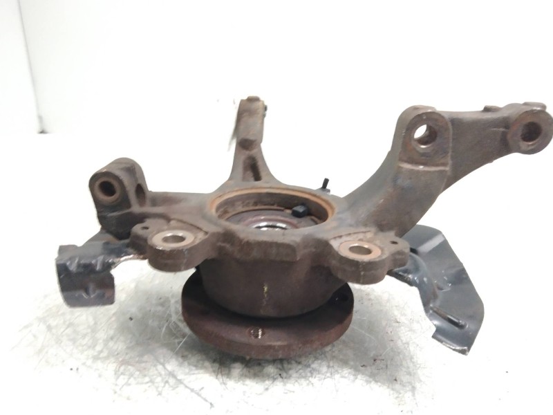 Recambio de mangueta delantera izquierda para fiat linea (110) dynamic referencia OEM IAM   