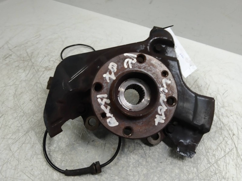 Recambio de mangueta delantera izquierda para fiat linea (110) dynamic referencia OEM IAM   