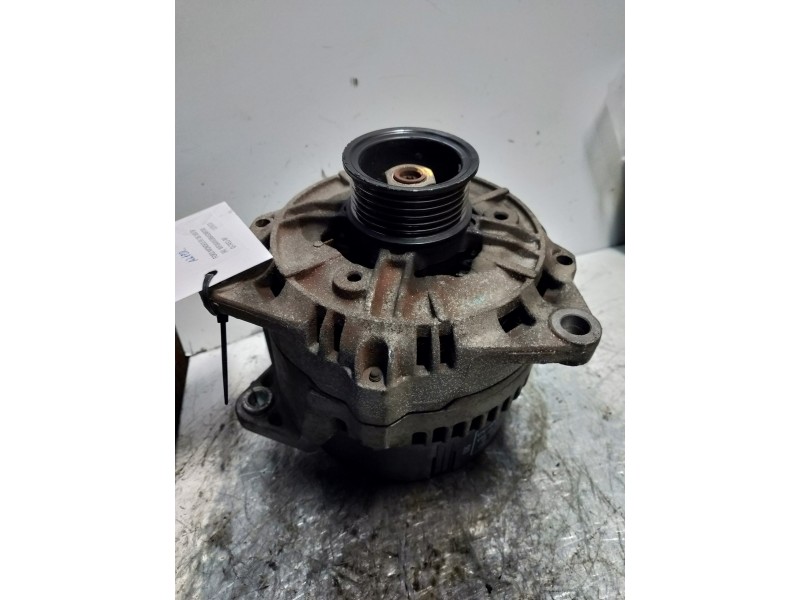 Recambio de alternador para ford mondeo berlina/familiar (fd) 1.8 16v cat referencia OEM IAM 0123212001  