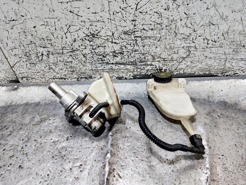 Recambio de bomba freno para peugeot 307 break / sw (s1) sw referencia OEM IAM   