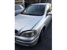 opel astra g berlina del año 2002