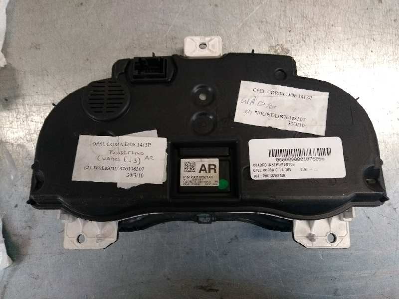 Recambio de cuadro instrumentos para opel corsa c 1.4 16v referencia OEM IAM P0013252140 AR 