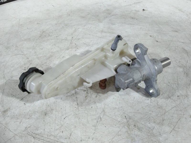 Recambio de bomba freno para opel astra k lim. 5türig 1.6 cdti dpf referencia OEM IAM   