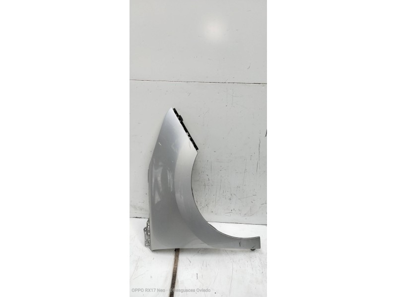 Recambio de aleta delantera derecha para peugeot 5008 confort referencia OEM IAM   