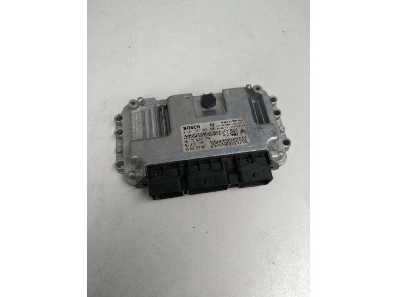 Recambio de centralita motor uce para citroen c4 sedan 1.6 16v cat (nfu / tu5jp4) referencia OEM IAM 0261201609 9665958580 ME745
