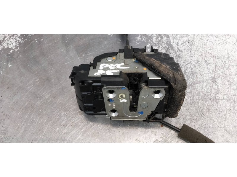 Recambio de motor cierre centralizado delantero derecho para nissan note acenta referencia OEM IAM   5P