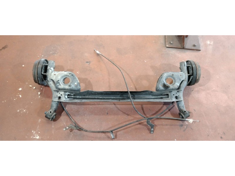 Recambio de puente trasero para nissan note acenta referencia OEM IAM ABS  