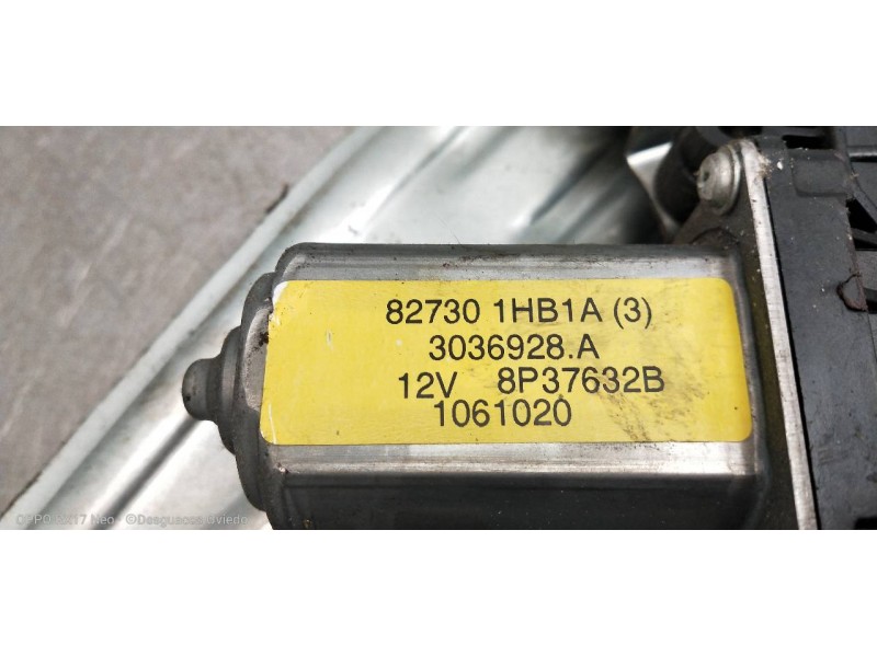 Recambio de elevalunas trasero izquierdo para nissan note acenta referencia OEM IAM 827013VV0A 827301HB1A 5P