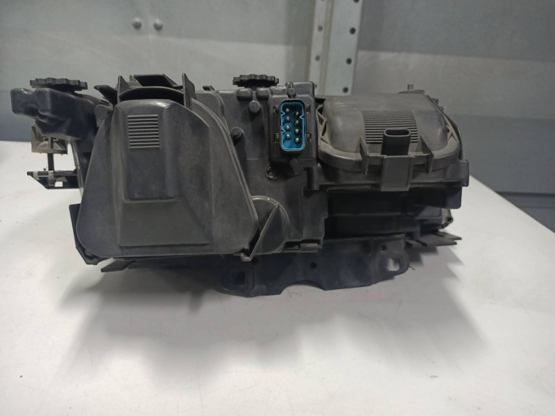 Recambio de faro izquierdo para bmw serie 7 (e38) 728i referencia OEM IAM 0301043201   Recambio de faro izquierdo para bmw serie 7 (e38) 728i referencia OEM IAM 0301043201