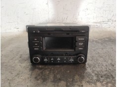 Recambio de sistema audio / radio cd para kia rio basic referencia OEM IAM 961701W700CA  