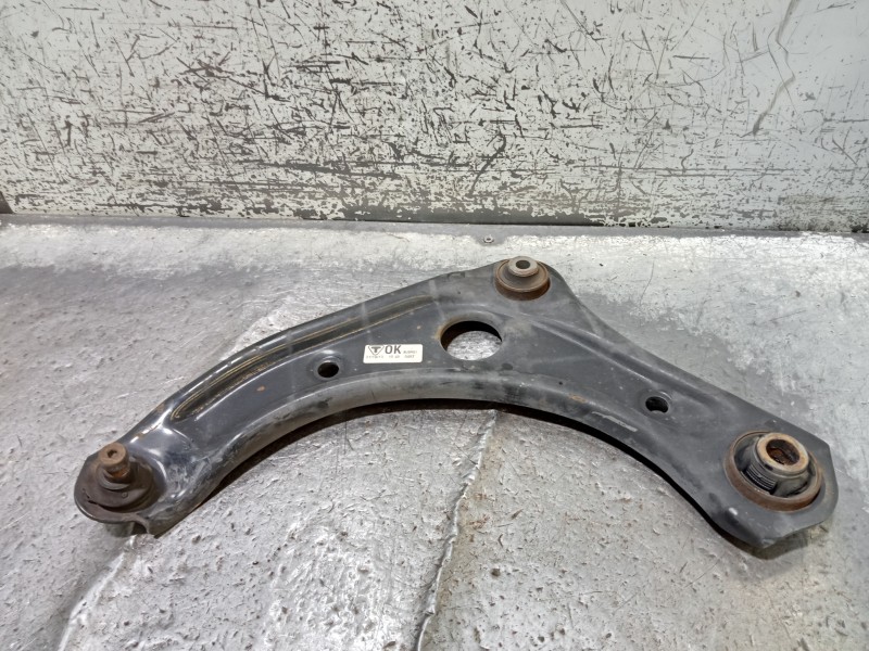 Recambio de brazo suspension inferior delantero izquierdo para nissan note acenta referencia OEM IAM   