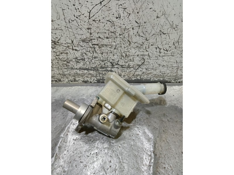 Recambio de bomba freno para nissan note acenta referencia OEM IAM   