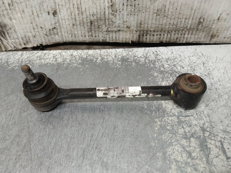 Recambio de brazo suspension superior trasero derecho para kia cee´d drive referencia OEM IAM 55250A6000  