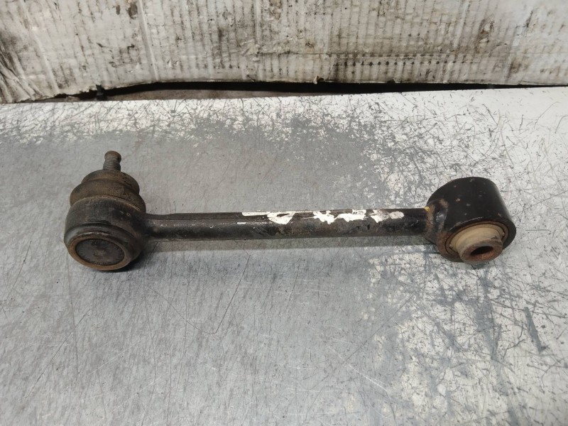 Recambio de brazo suspension superior trasero derecho para kia cee´d drive referencia OEM IAM 55250A6000  