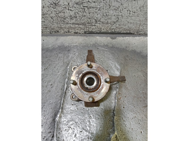 Recambio de mangueta delantera izquierda para nissan note acenta referencia OEM IAM   