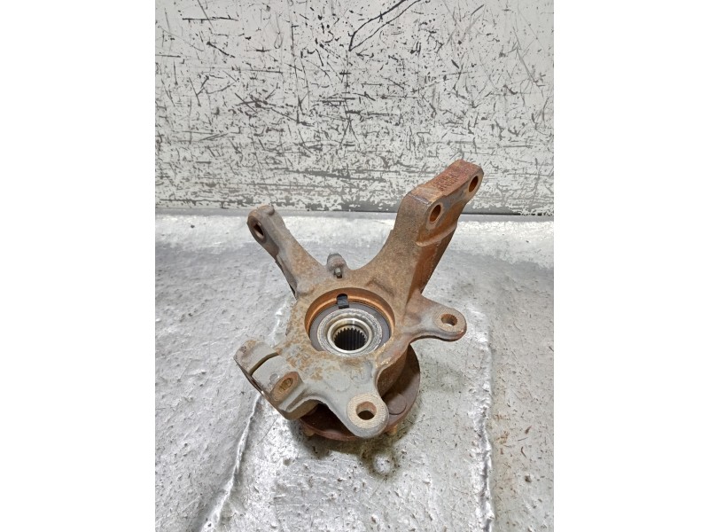 Recambio de mangueta delantera izquierda para nissan note acenta referencia OEM IAM   