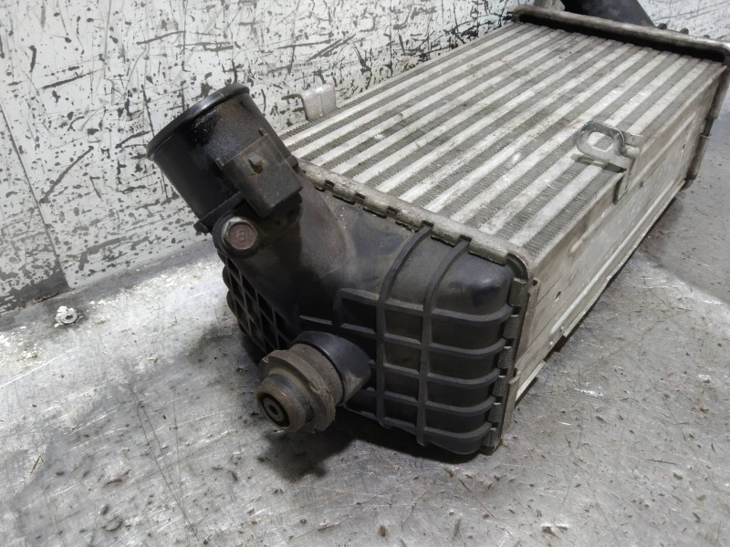 Recambio de intercooler para kia cee´d drive referencia OEM IAM 282702A570  
