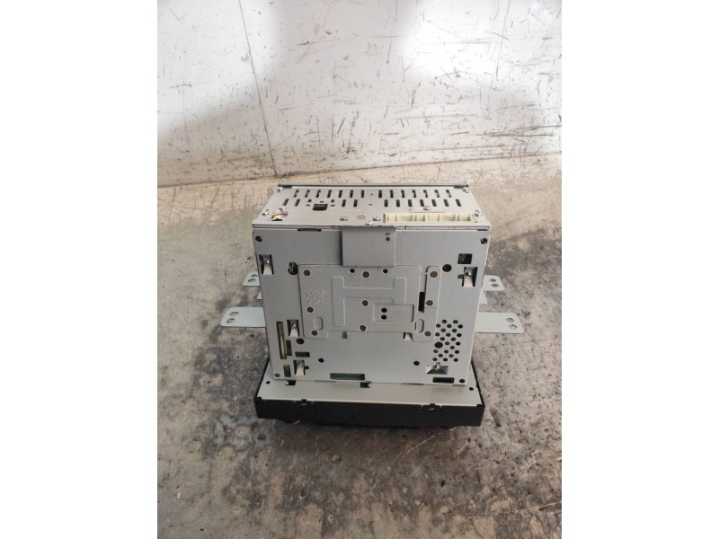 Recambio de sistema audio / radio cd para kia rio basic referencia OEM IAM 961701W700CA  