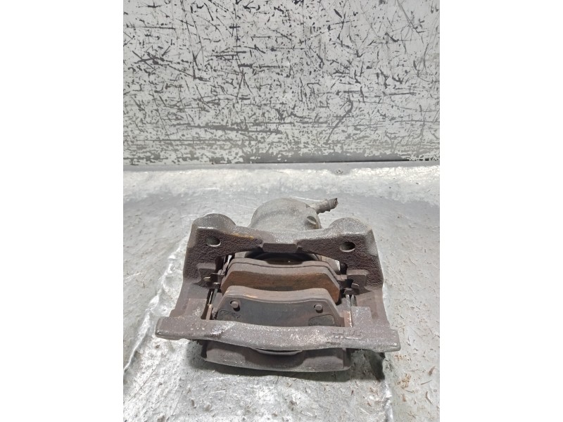 Recambio de pinza freno delantera derecha para nissan note acenta referencia OEM IAM   