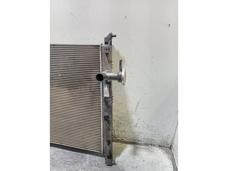 Recambio de radiador agua para nissan note acenta referencia OEM IAM 214103VA1A  