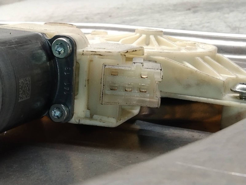 Recambio de elevalunas trasero izquierdo para mercedes clase e (w212) familiar 3.0 cdi cat referencia OEM IAM 981694104  5P