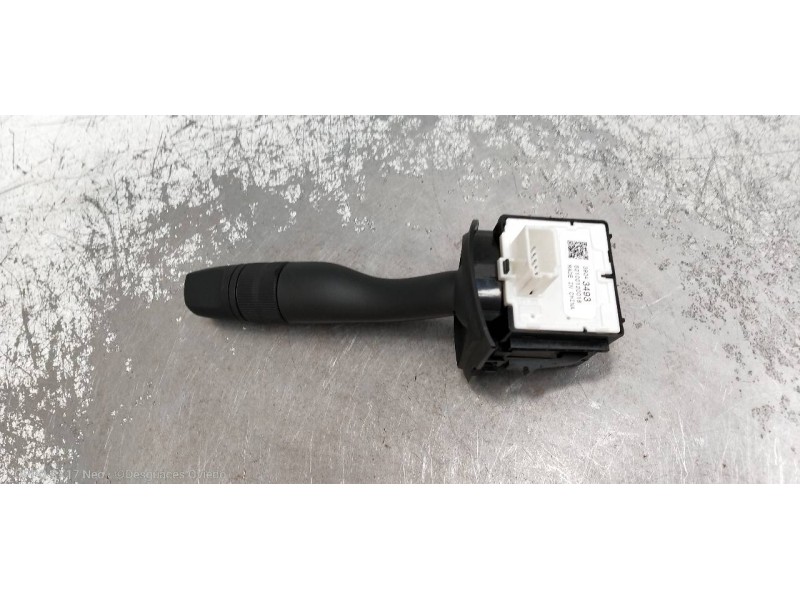 Recambio de mando limpia para opel astra k lim. 5türig 1.6 cdti dpf referencia OEM IAM 39043493  