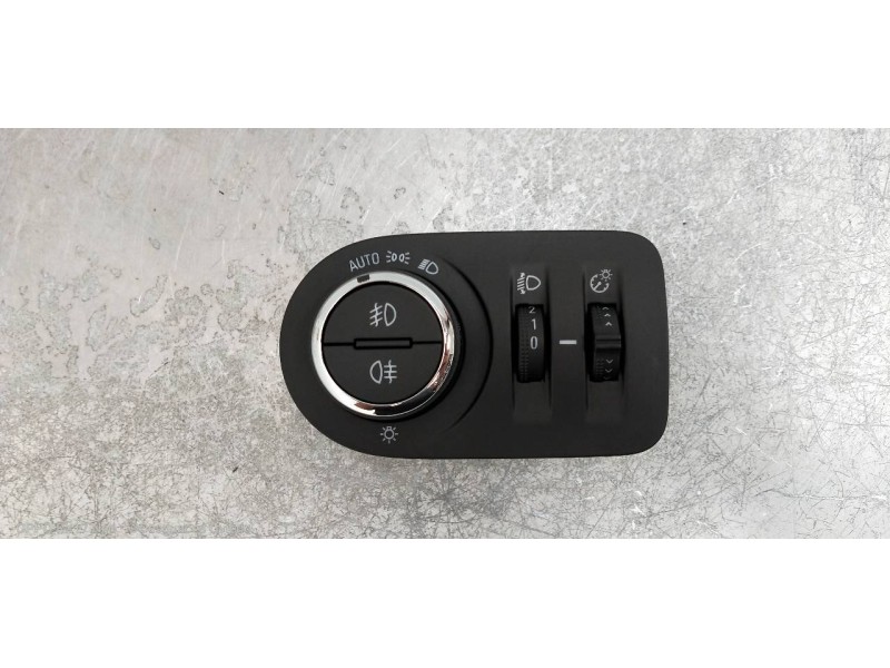 Recambio de mando luces para opel astra k lim. 5türig 1.6 cdti dpf referencia OEM IAM 39050757  