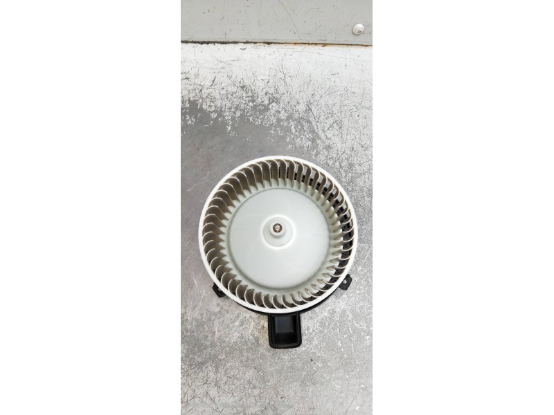 Recambio de motor calefaccion para opel astra k lim. 5türig 1.6 cdti dpf referencia OEM IAM 0130309503 F011500116 