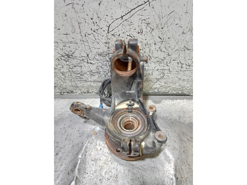 Recambio de mangueta delantera izquierda para peugeot 2008 (p1) 1.5 blue-hdi fap referencia OEM IAM   