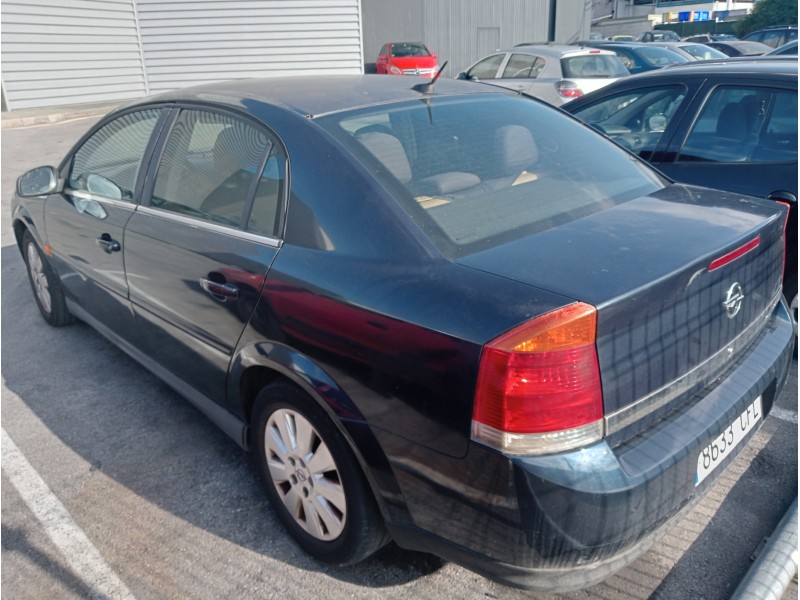 opel vectra c berlina del año 2003