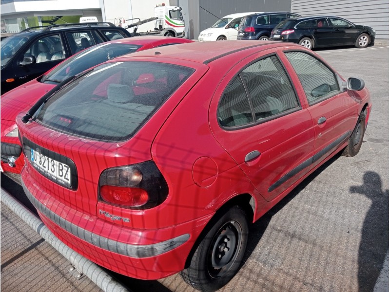 renault megane i berlina hatchback (ba0) del año 1998