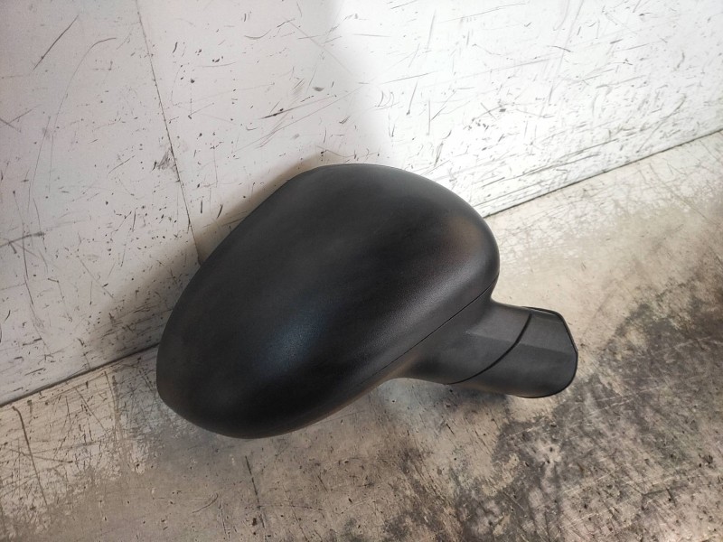 Recambio de retrovisor derecho para kia rio basic referencia OEM IAM   ELECTRICO