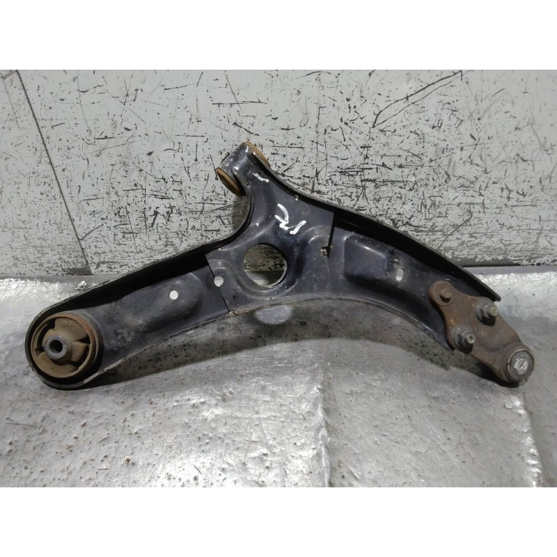 Recambio de brazo suspension inferior delantero izquierdo para kia cee´d drive referencia OEM IAM 54500A2600  