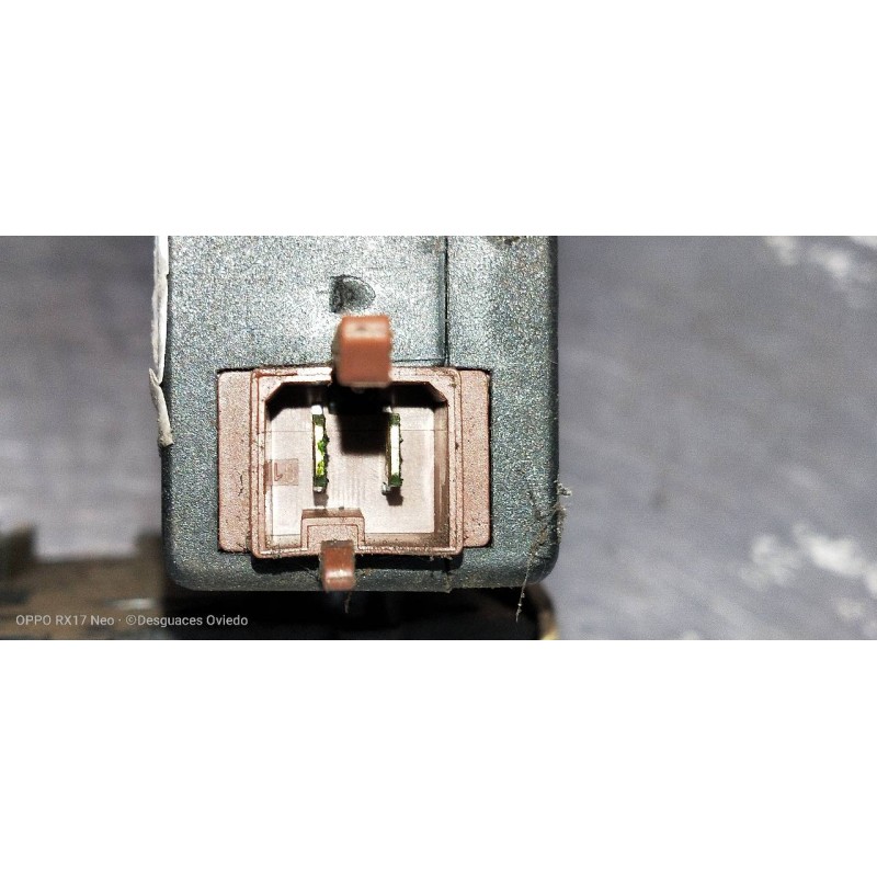 Recambio de motor cierre centralizado trasero derecho para citroen saxo 1.5 d sx referencia OEM IAM   