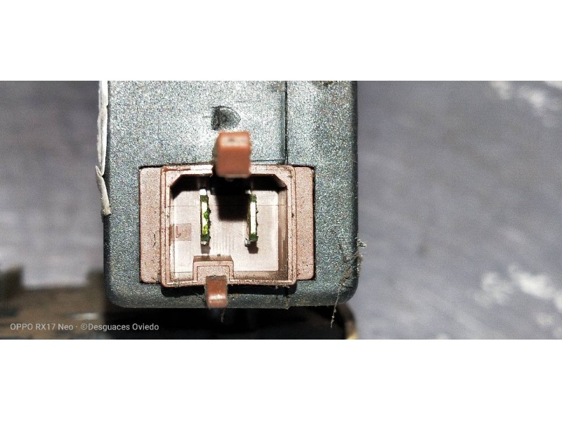 Recambio de motor cierre centralizado trasero derecho para citroen saxo 1.5 d sx referencia OEM IAM   